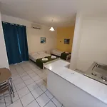 شقة Odyseas
