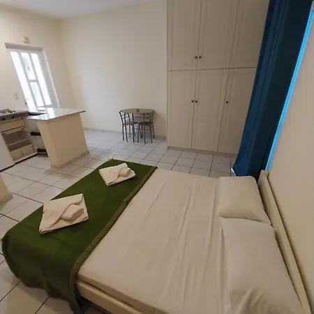 Odyseas Apartament *