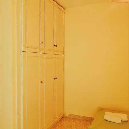 Odyseas Apartament Vlachata