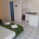 Apartment Odyseas *