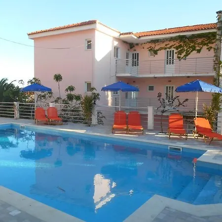 στούντιος οδυσσέας Διαμέρισμα Βλαχάτα