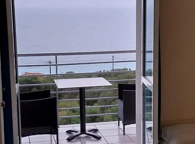 Odyseas Apartament *